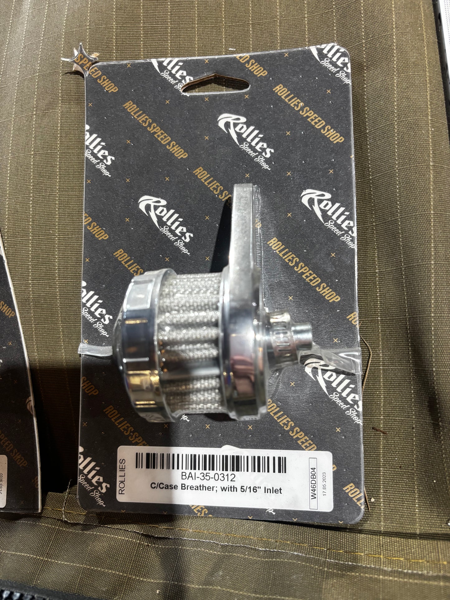 Crankcase Breather With 5/16” Inlet