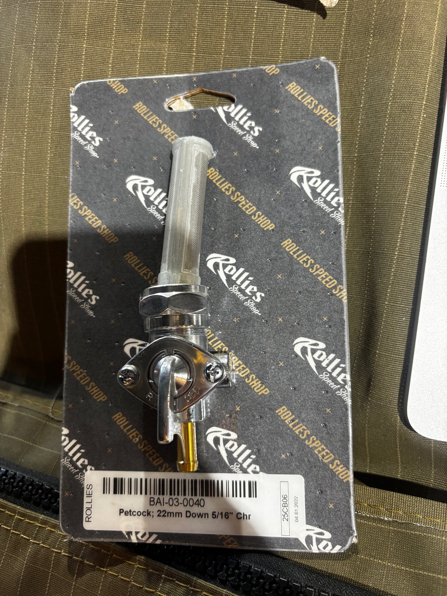 Fuel Tap / Petcock With 22mm Thread, 5/16” Downward Facing Fuel Outlet - Chrome. Fits Softail 1984-2006, Dyna 1991-2006, FXR 1982-1994, Touring 1988-2006, Sportster 1975-2006 & 4Spd Big Twin 1975-1986
