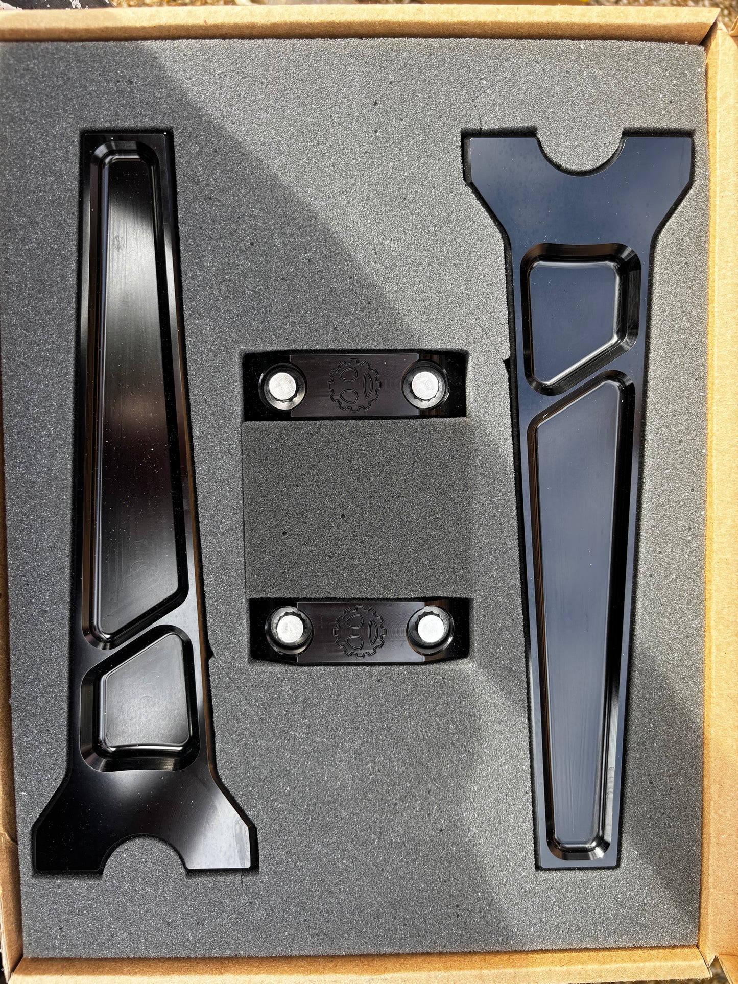 TODD CYCLES 10” straight two piece riser kit - black. Fits 1-1/8” Handlebar.